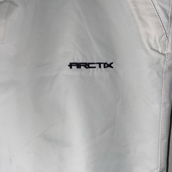 Snow pants❄️☃️🏂🎿🌨️ - Picture 7 of 10